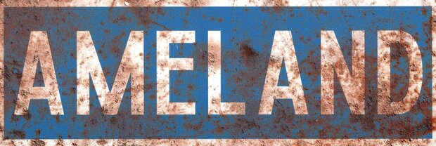 Plaatsnaamborden: Ameland, Hollum, Ballum, Nes, Buren of Ameland vintage.